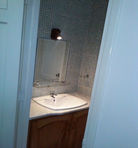 'Bathroom 2' 